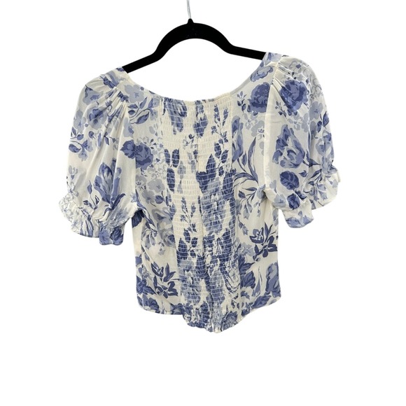 Reformation Blue White Floral Delevan Top Smocked Puff Sleeve Size 6 - Picture 8 of 8